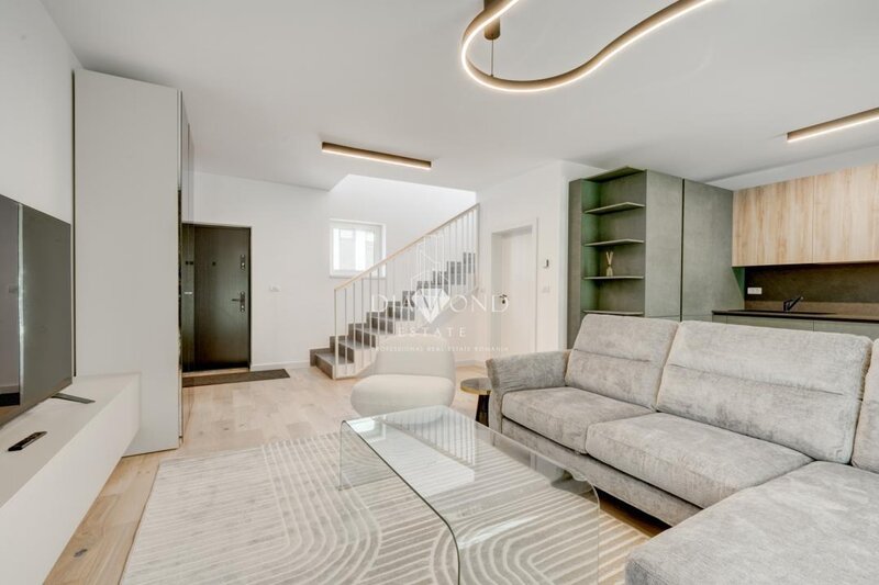 The Village, totul nou, prima inchiriere, 0% comision, duplex 3 camere.
