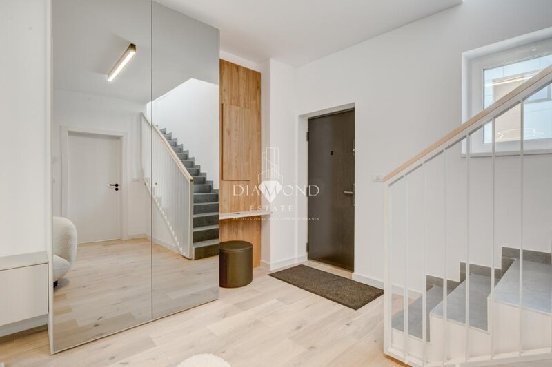 The Village, totul nou, prima inchiriere, 0% comision, duplex 3 camere.