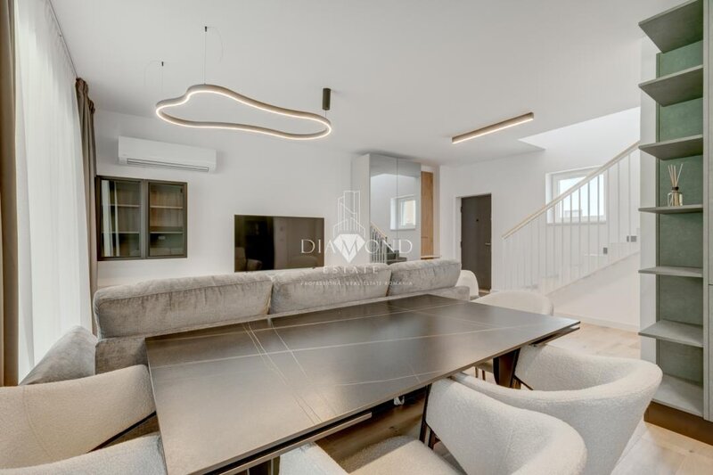 The Village, totul nou, prima inchiriere, 0% comision, duplex 3 camere.